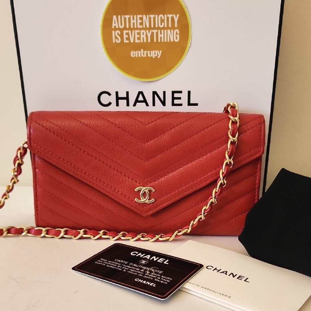 Chanel CC Flap Chevron Envelope Gusseted Wallet Purse Calfskin Leather Red Gold